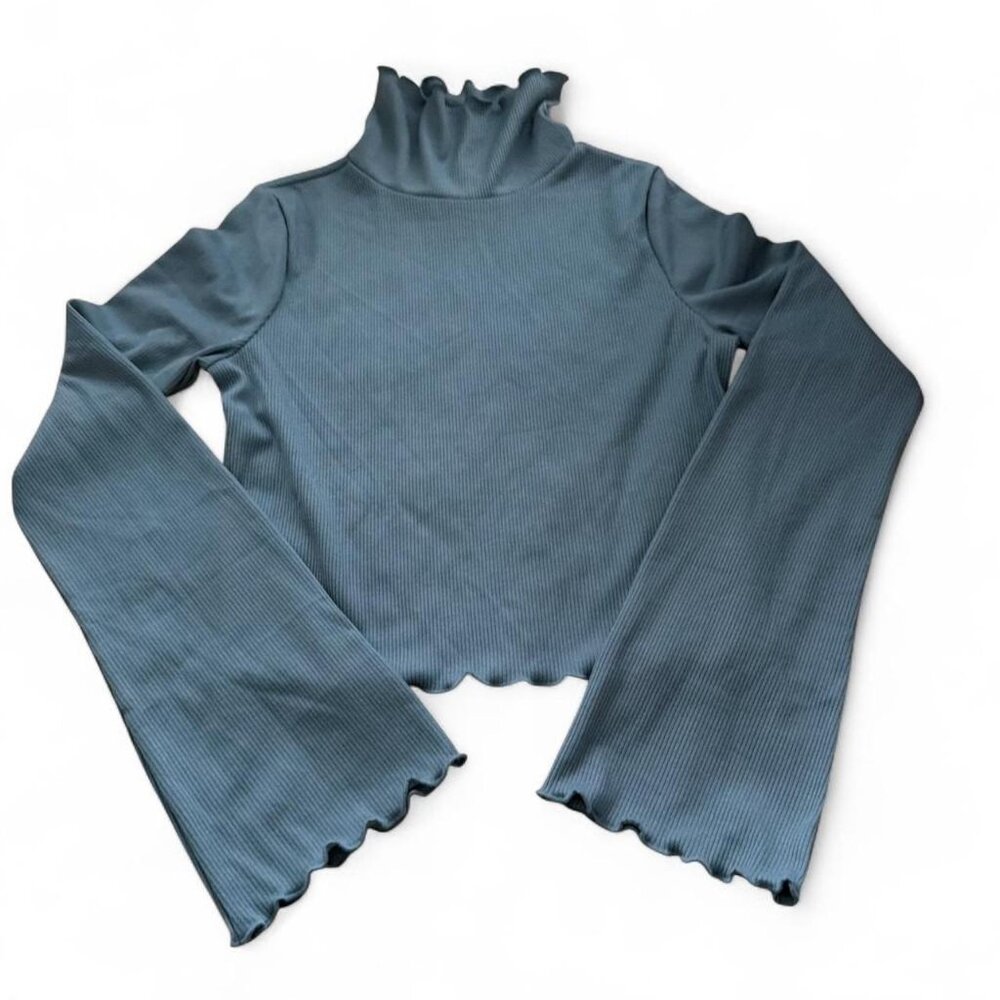 Urban Outfitters Women's Blue and Green Blouse